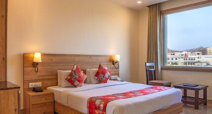 Hotel Amantran Inn - City Centre Room Type - Superior King Room