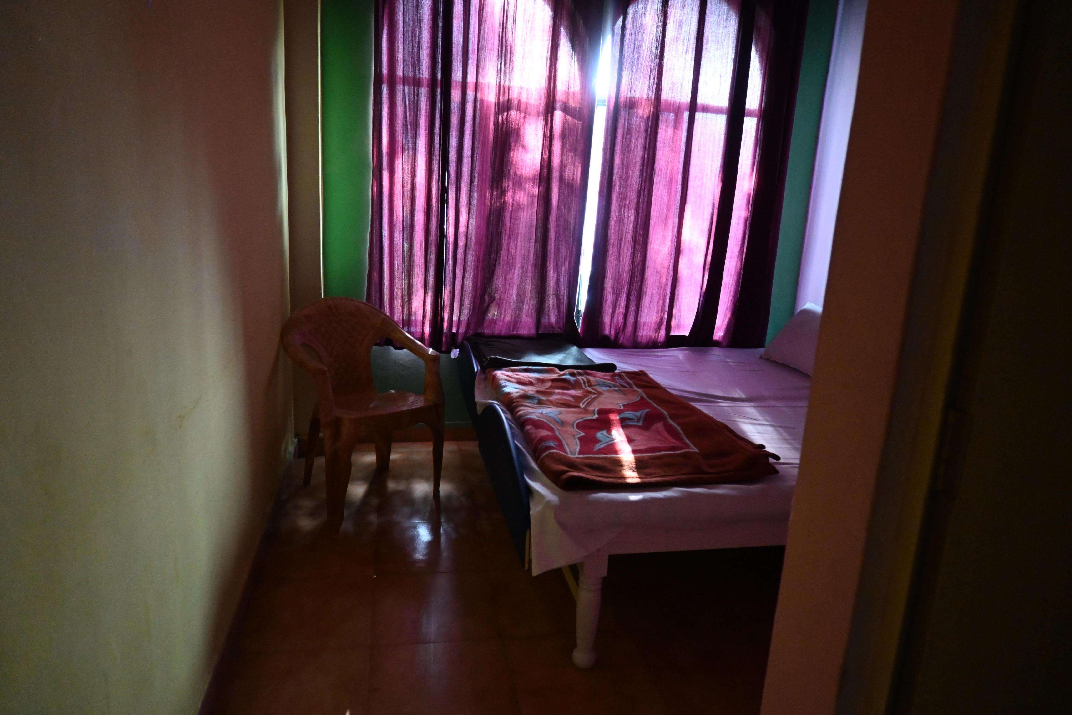 Krishna paying guest house Room Type - Room no. 6