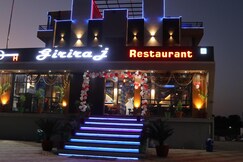 Hotel Giriraj Room&restro