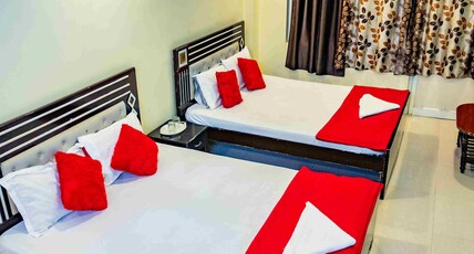 Hotel City Royal extension Room Type - Four bed deluxe AC