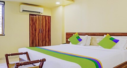 Treebo De Grandeur Anand Nagar Room Type - Superior Room Treebo De Grandeur Anand Nagar Room Type - Superior Room