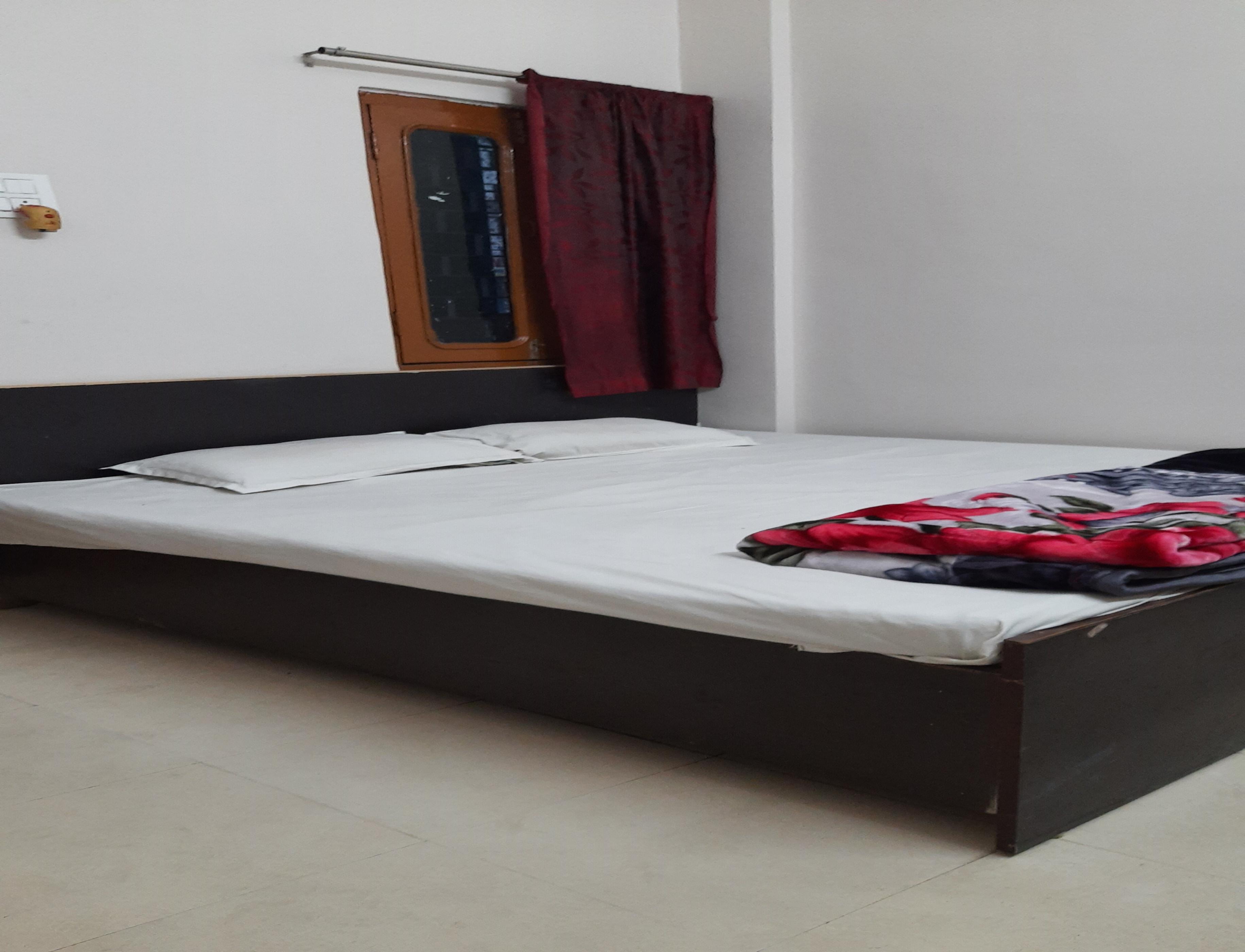 Hotel Shivalik - Tap to explore photos