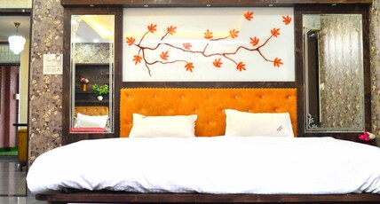 Hotel Yugantar Room Type - Deluxe Room
