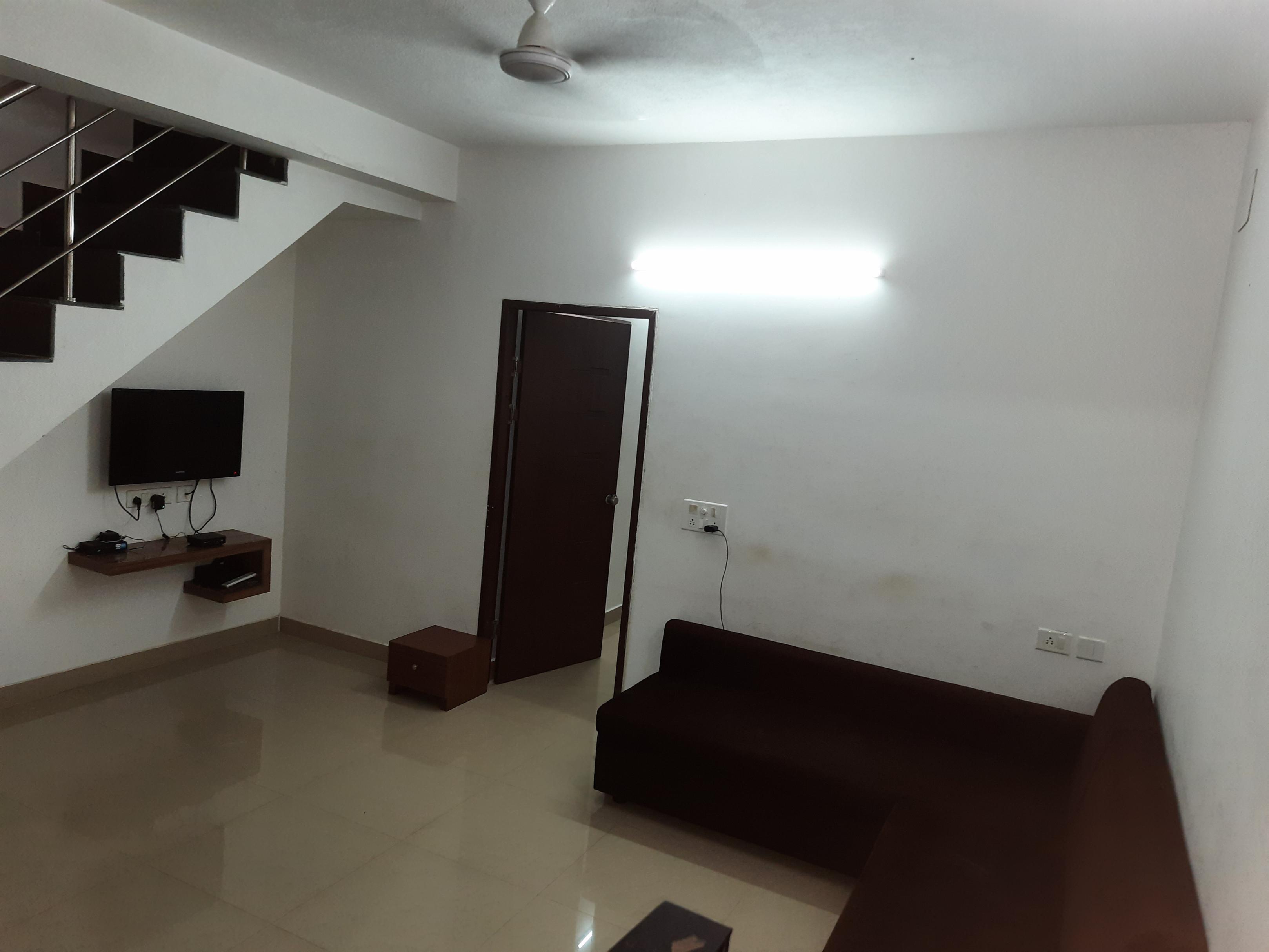 Nadendla's Service Apartment | Rooms & Wi-Fi - Tap to explore photos