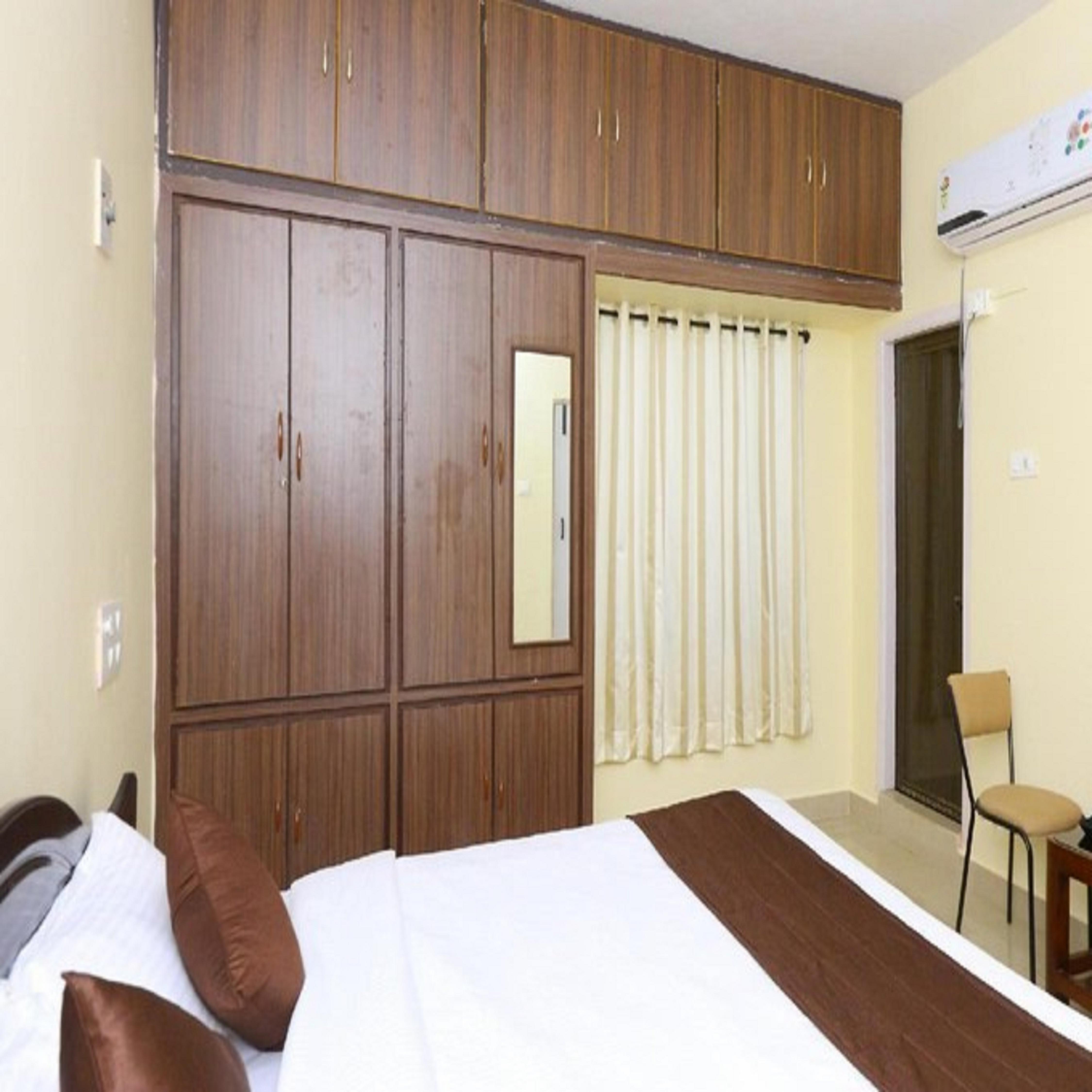 Nadendla's Service Apartment | Rooms & Wi-Fi - Tap to explore photos