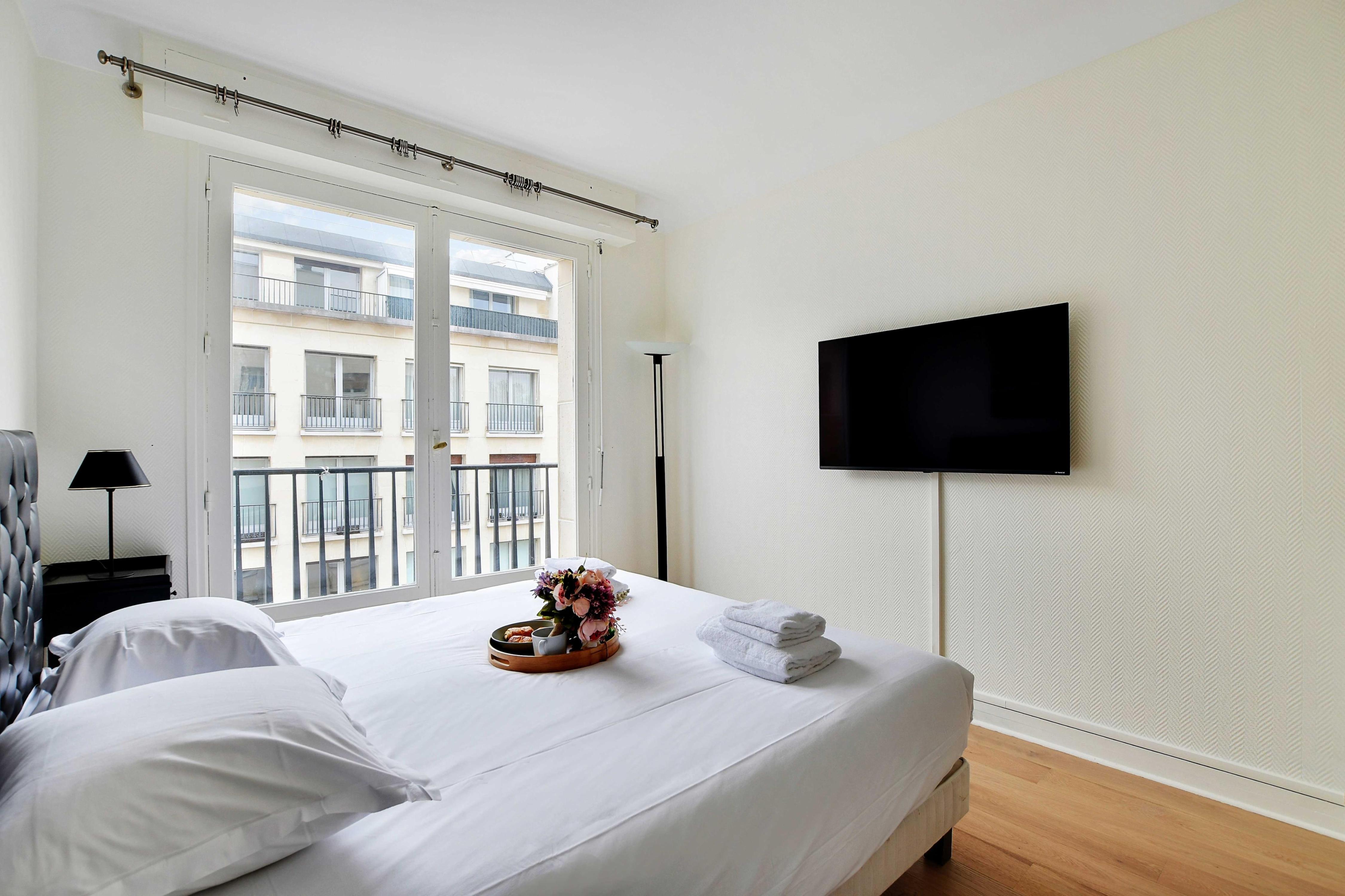 Wonderfull apartment - 1BR/6P - Eiffel Tower - Tap to explore photos