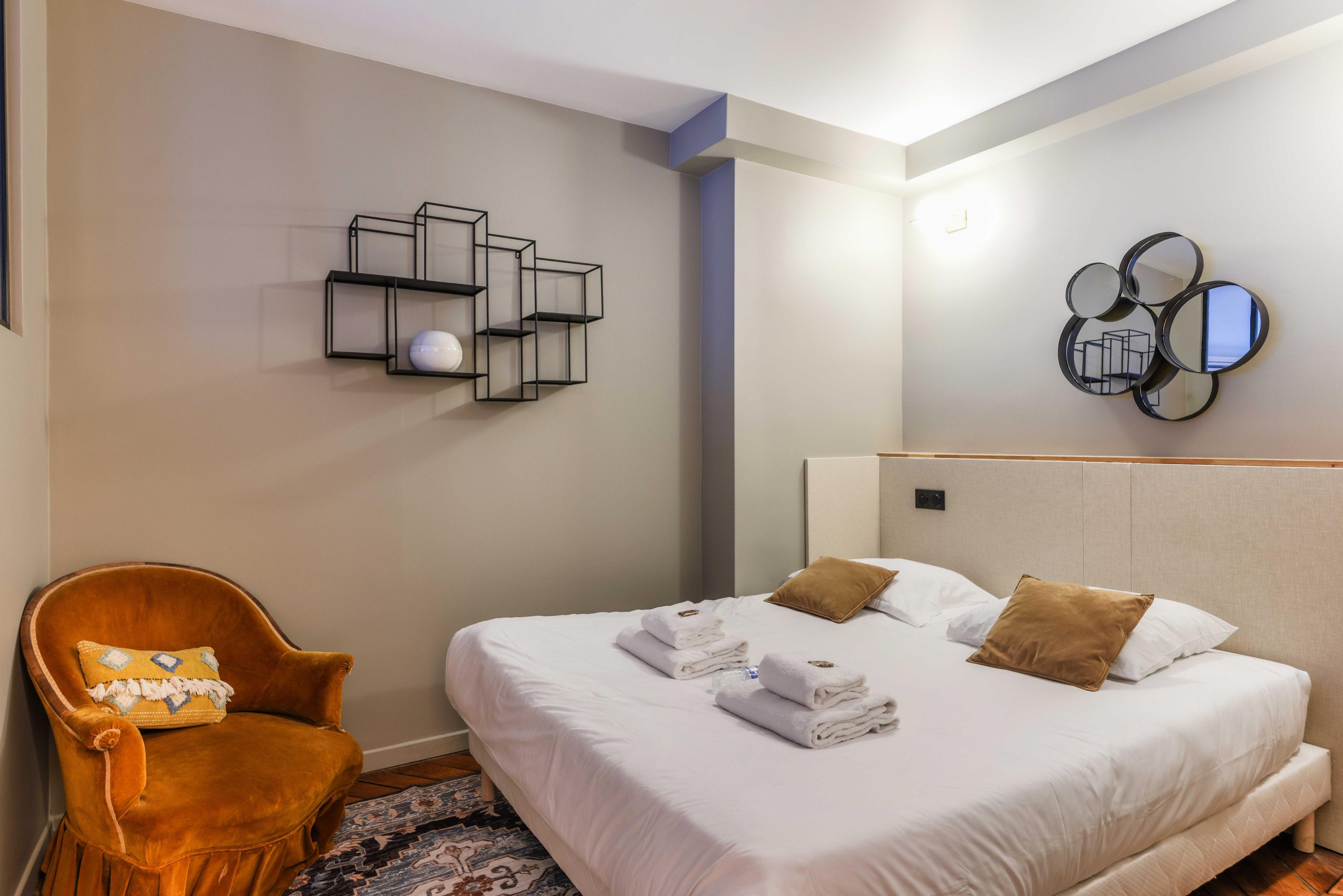 Cosy Flat - 1BR/4P - Near Nation - Tap to explore photos