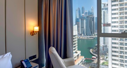 Regency Luxury Suites Room Type - Premium Studio with Marina View