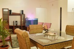 Gruham Sojourn HomeStay | 650m from Guwahati Railway Station
