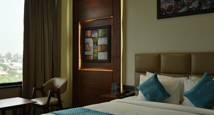 THE PARKQUEEN Room Type - Superior Room THE PARKQUEEN Room Type - Superior Room