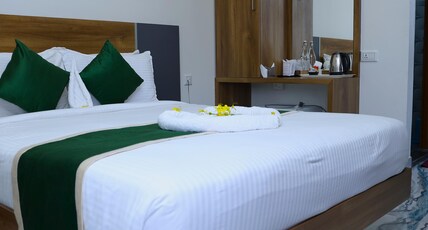 DELANO RESIDENCY Room Type - Deluxe Room DELANO RESIDENCY Room Type - Deluxe Room