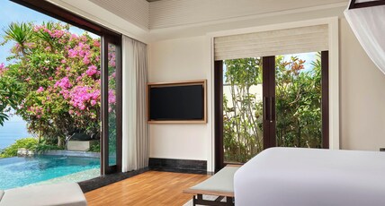 Umana Bali, LXR Hotels & Resorts Room Type - KING 2BDRM OCEANPOOLVILLA