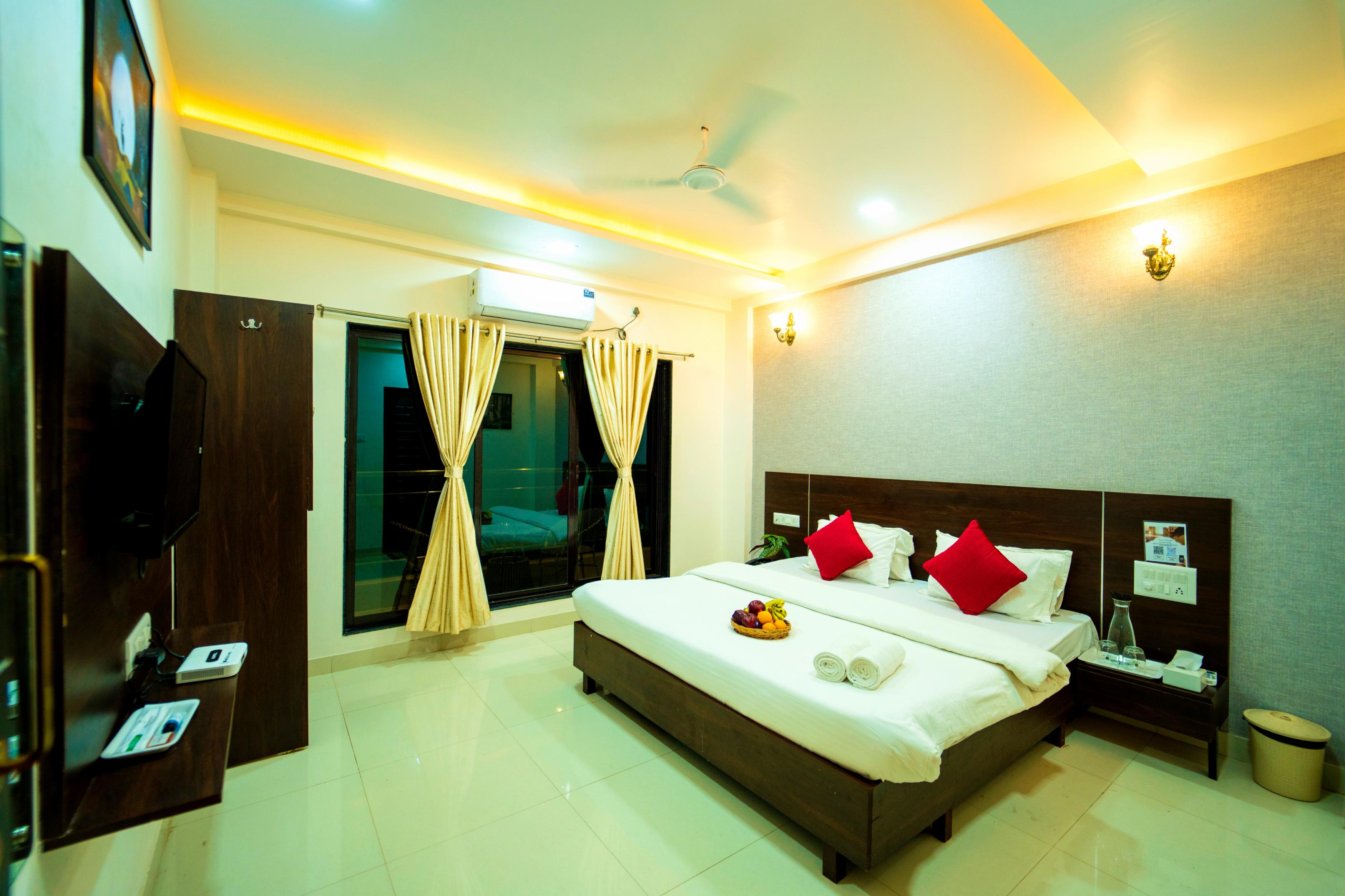SpicyMango Dream Paradise Hotel & Villa Near Nagaon Beach - Tap to explore photos