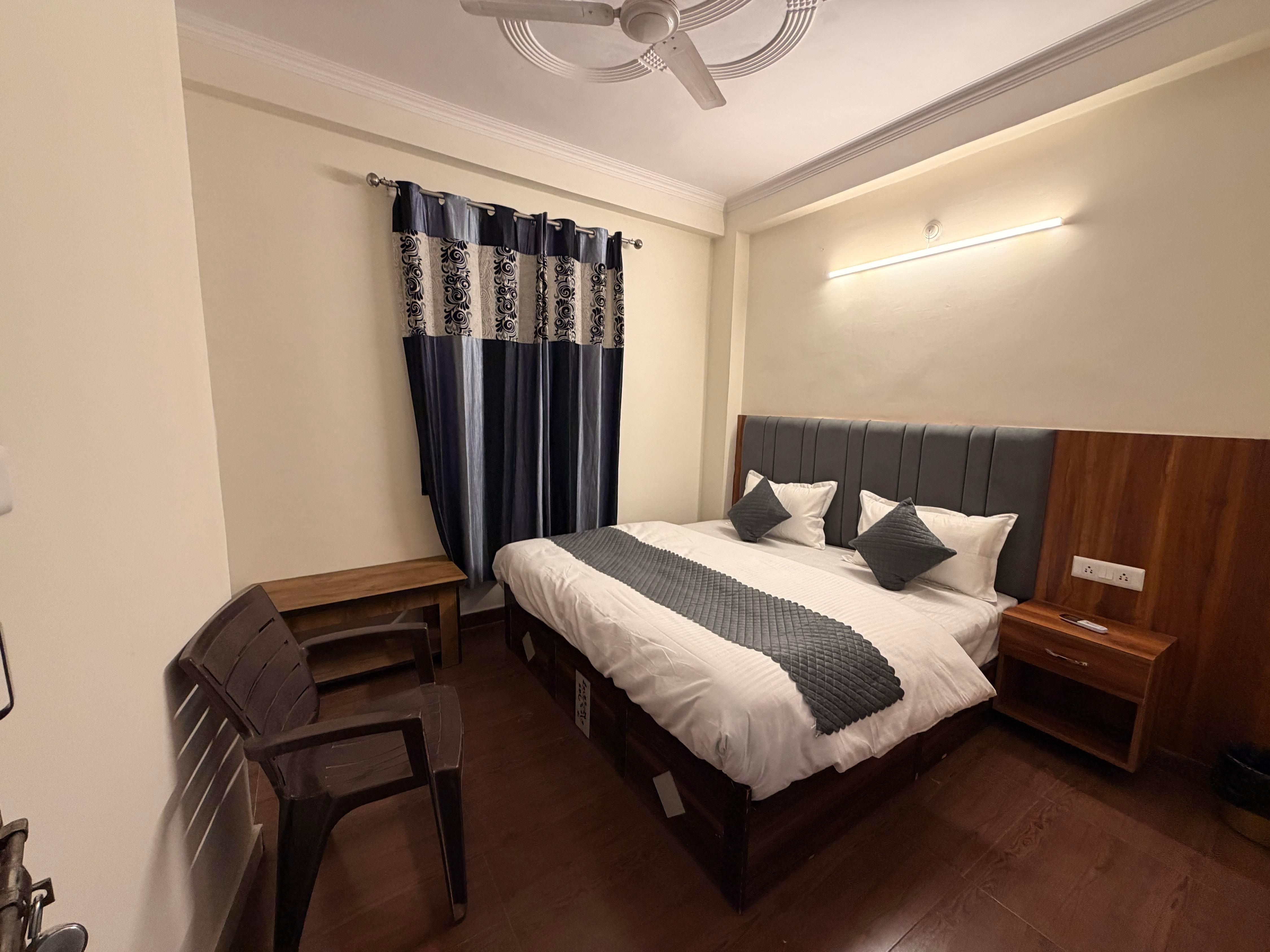 JANKI HOMESTAY | Rooms & Caretaker - Tap to explore photos