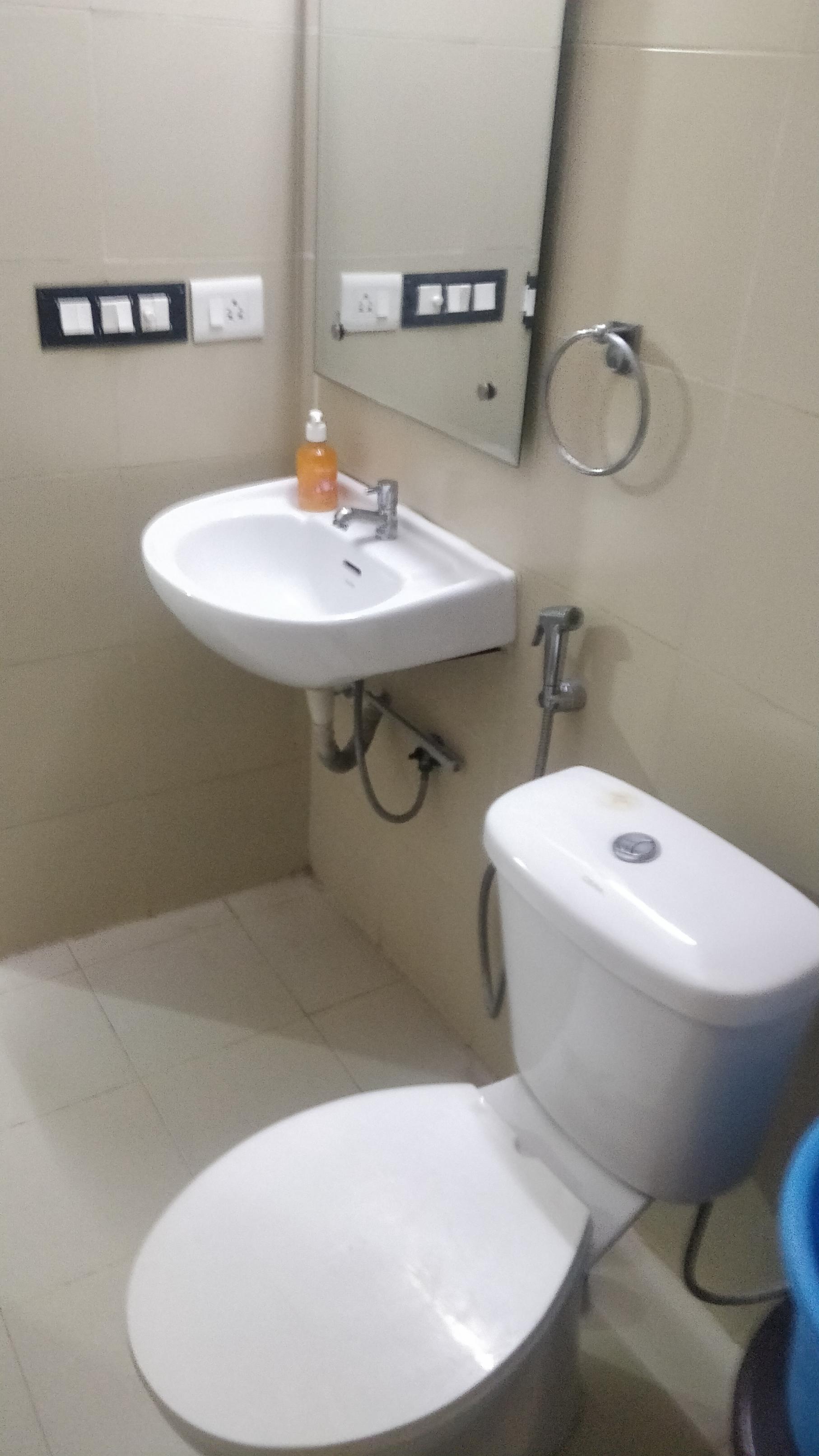 The Mayflower - Tap to explore photos