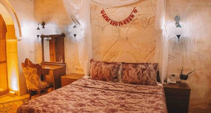 Capapdocia Balloon Cave Room Type - 105 – Family Suite