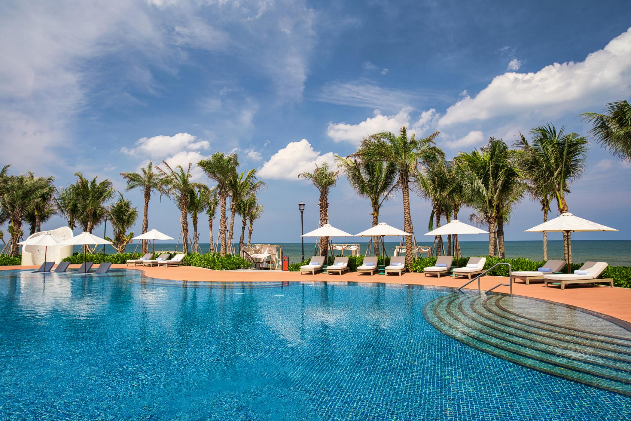 Radisson Resort Phan Thiet - Tap to explore photos