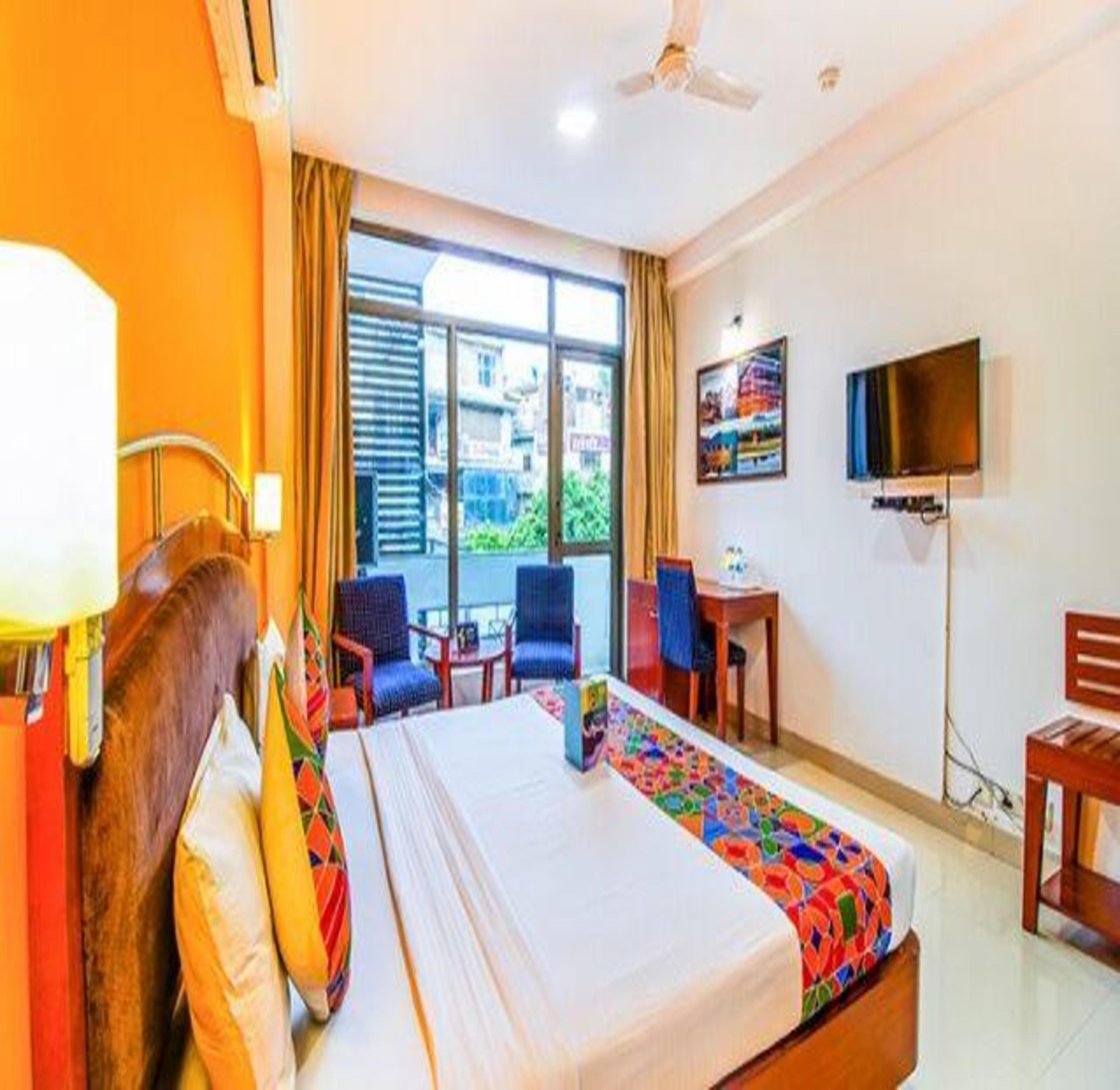 FabHotel F9 NFC - Tap to explore photos