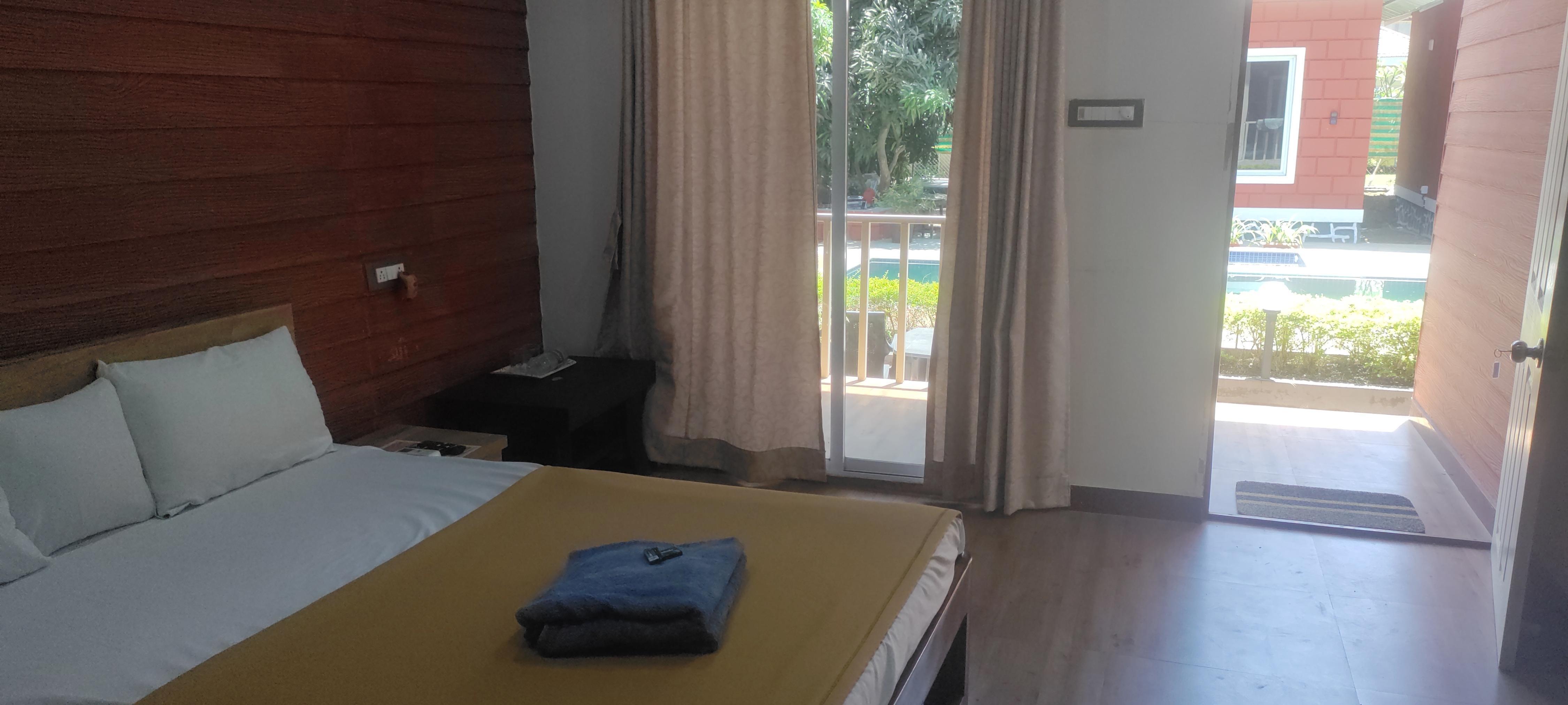 The Mango Leaf Homestay - Tap to explore photos