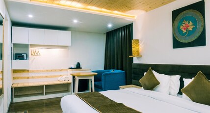 Sparrow Elements Boutique 2 min walk To Mg Marg Room Type - Comfort Queen Room