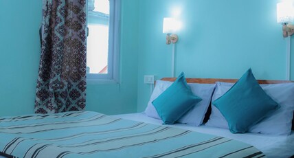 Darjeeling 360 Homestay | Rooms & Wi-Fi Room Type - Matterhorn