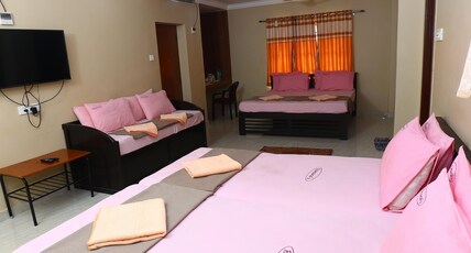 RAMANA'S HOME STAY - Apartment Hotel Kumbakonam Room Type - Family Deluxe Room