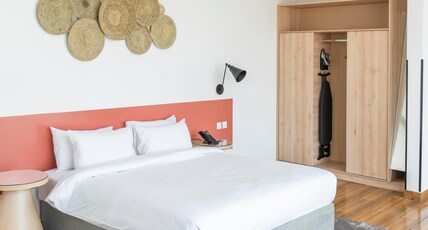 Dara Hotel Qurtubah Room Type - King Studio
