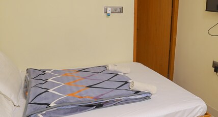 Bhavan Resorts Room Type - Spring Room