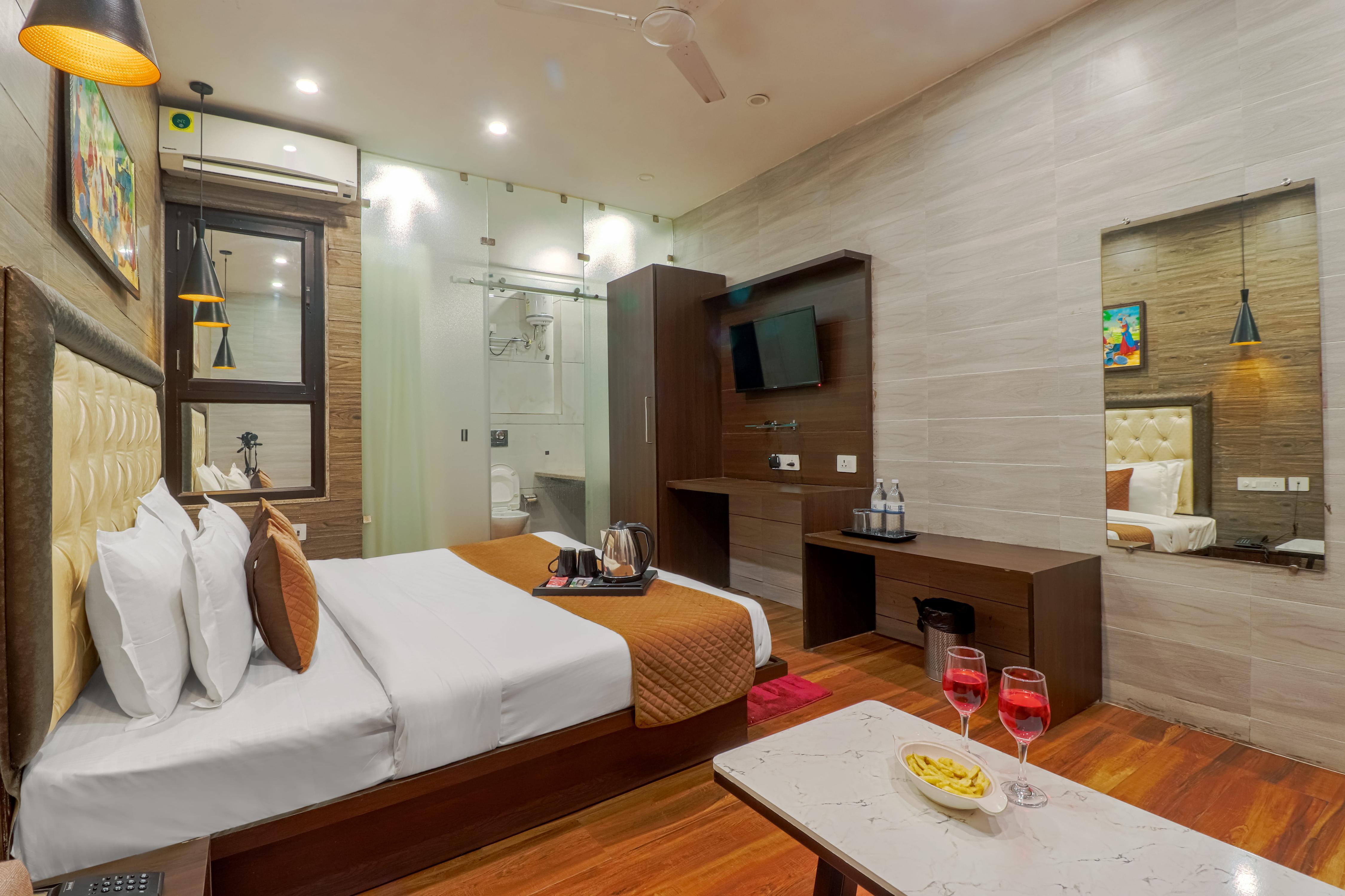 Hotel Siya Ram by AKC Hotels Haridwar Room Type - Super Deluxe