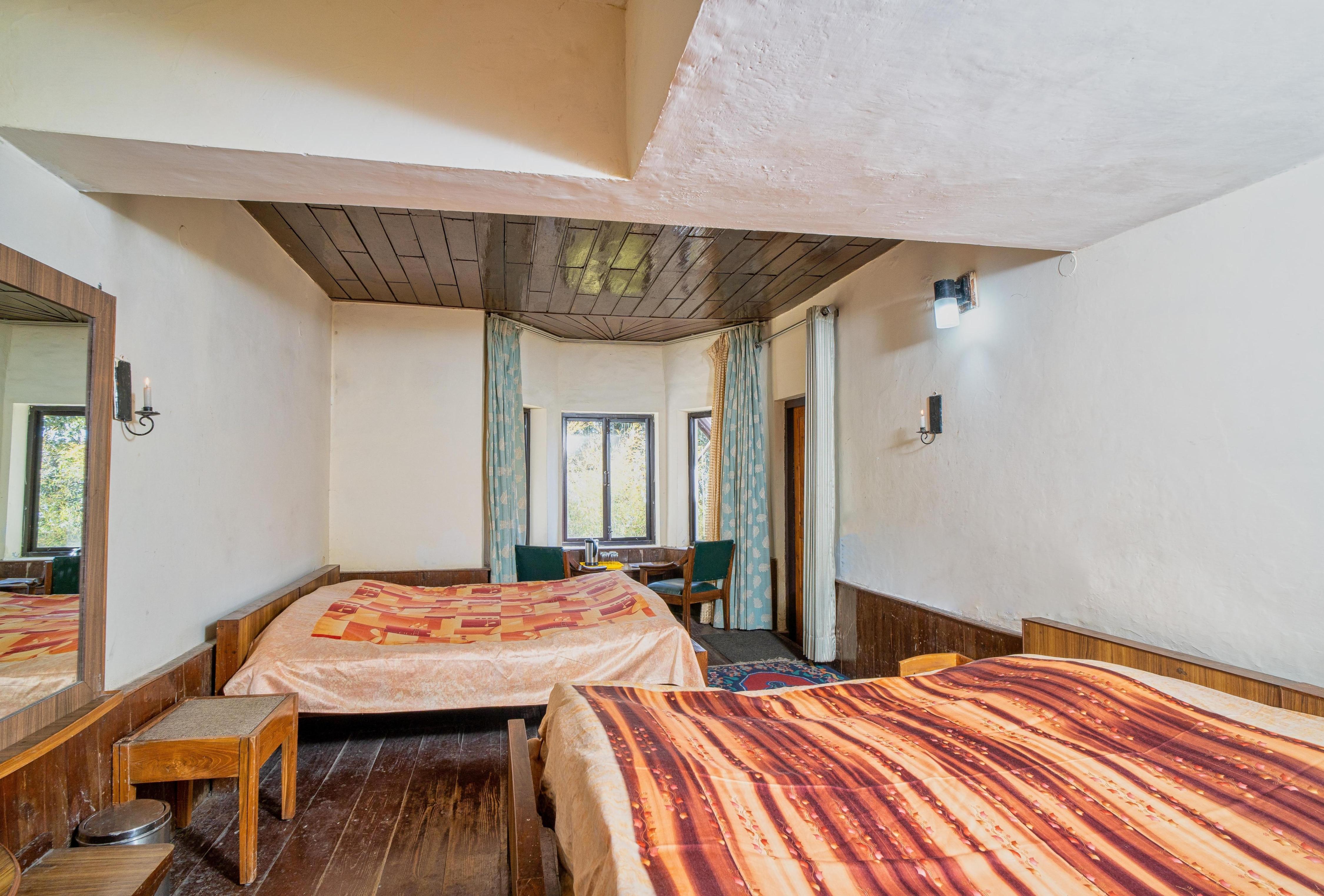 KMVN Binsar Room Type - Four Bed Standard