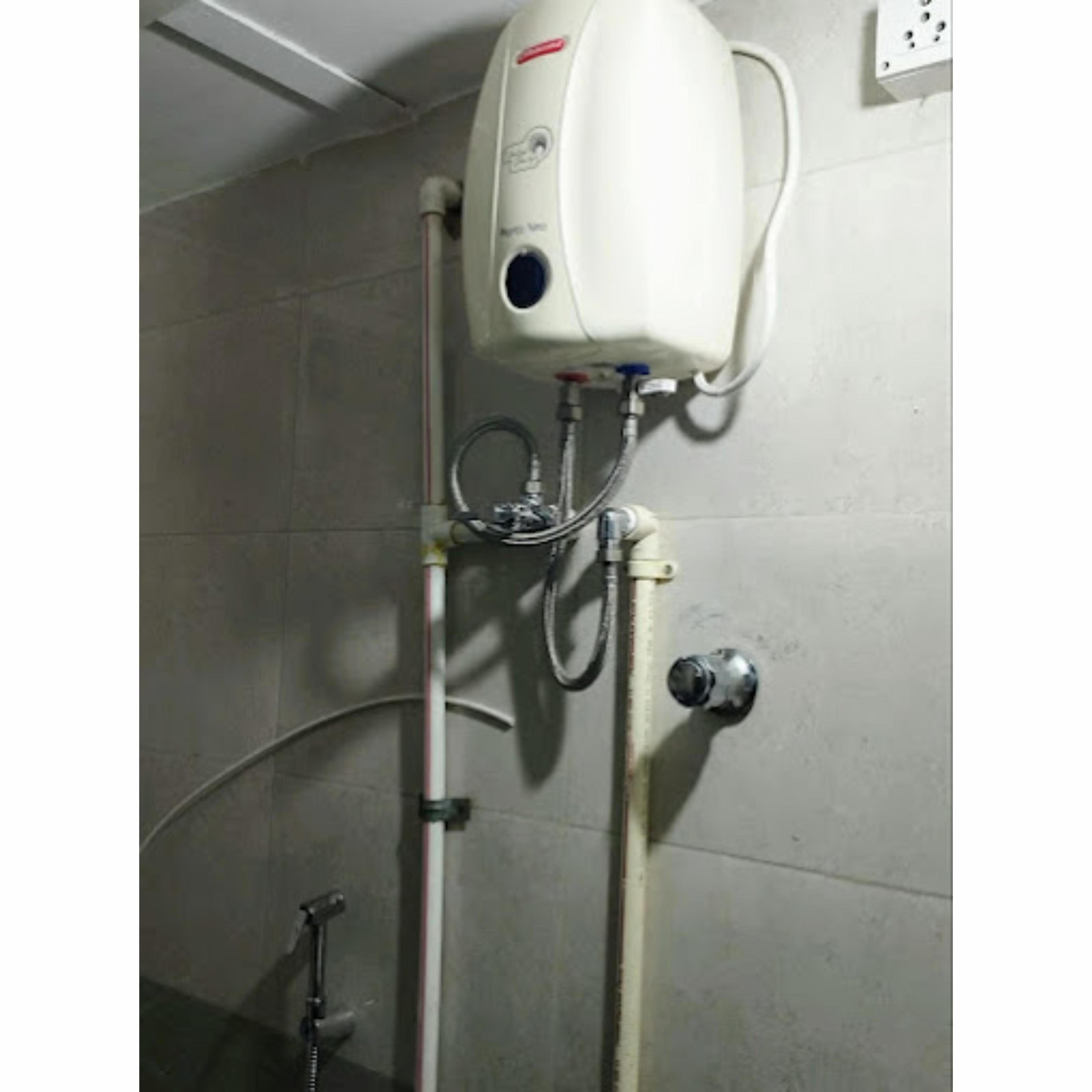 Shree Balaji AC Dormitory - Tap to explore photos