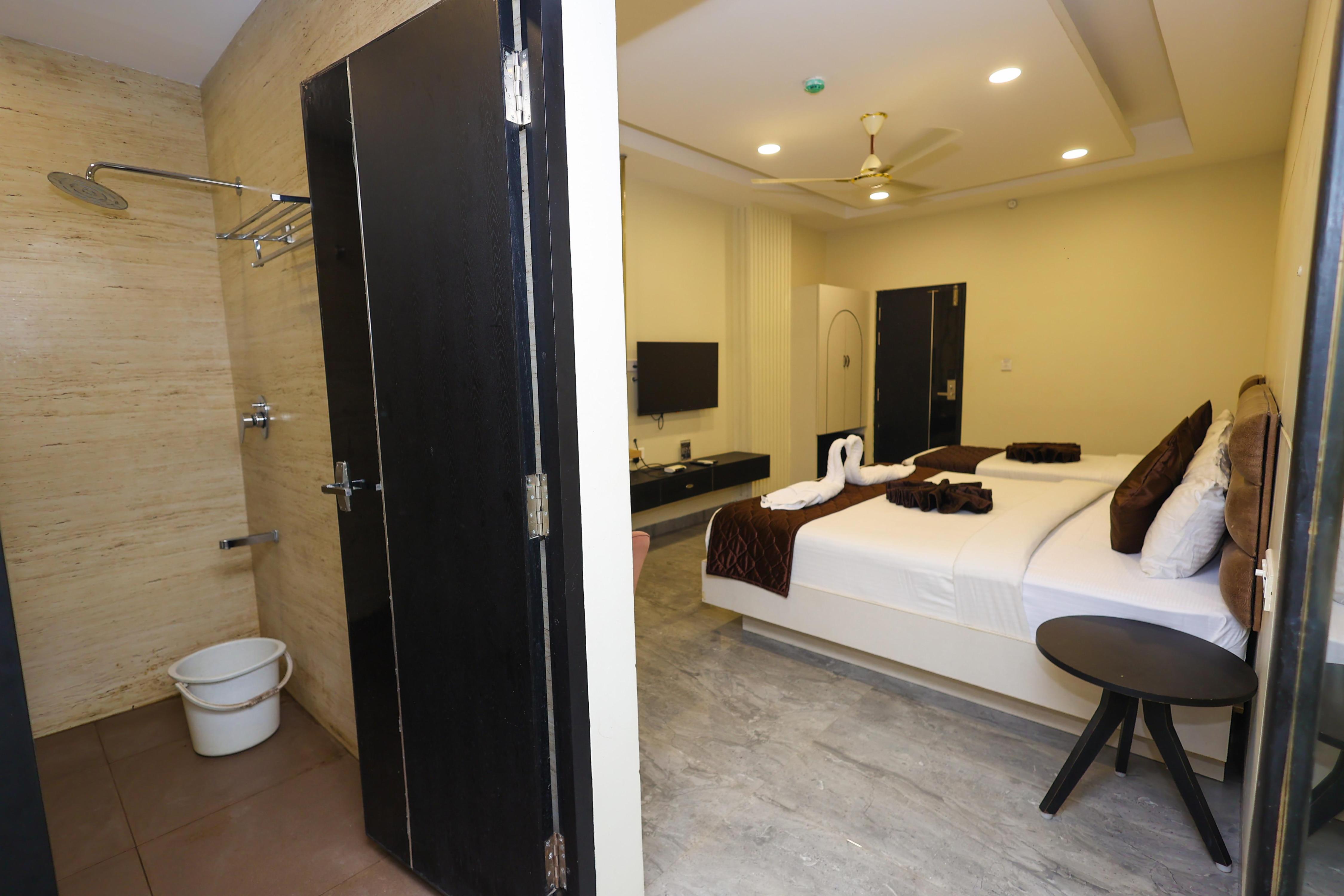 Eden Roc Room Type - Family Suite Room