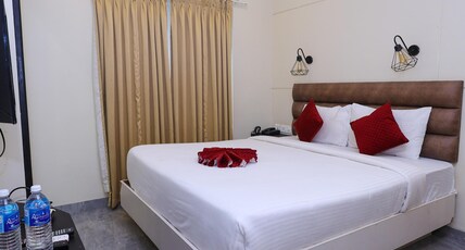 Eden Roc Room Type - Classic Deluxe