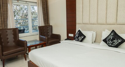 MERIDIAN BLU Room Type - Valley View Balcony Room