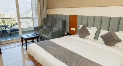MERIDIAN BLU Room Type - Summit Balcony Room