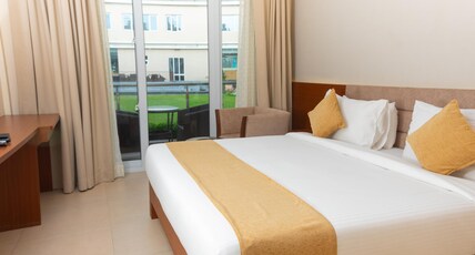 Nepalirika Hotel Biratchowk Room Type - Premium King