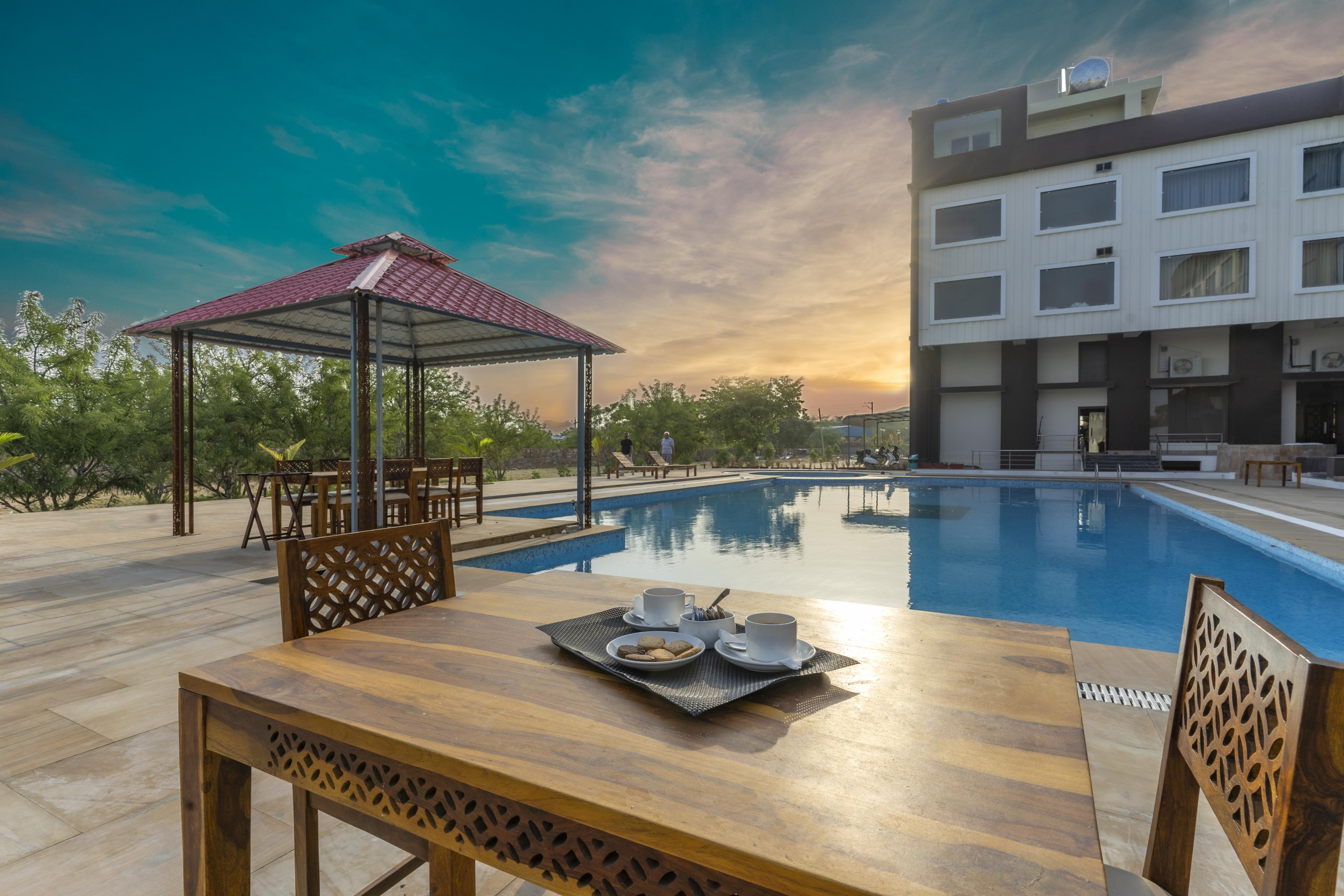 Bamboo Saa Mulberry Resort