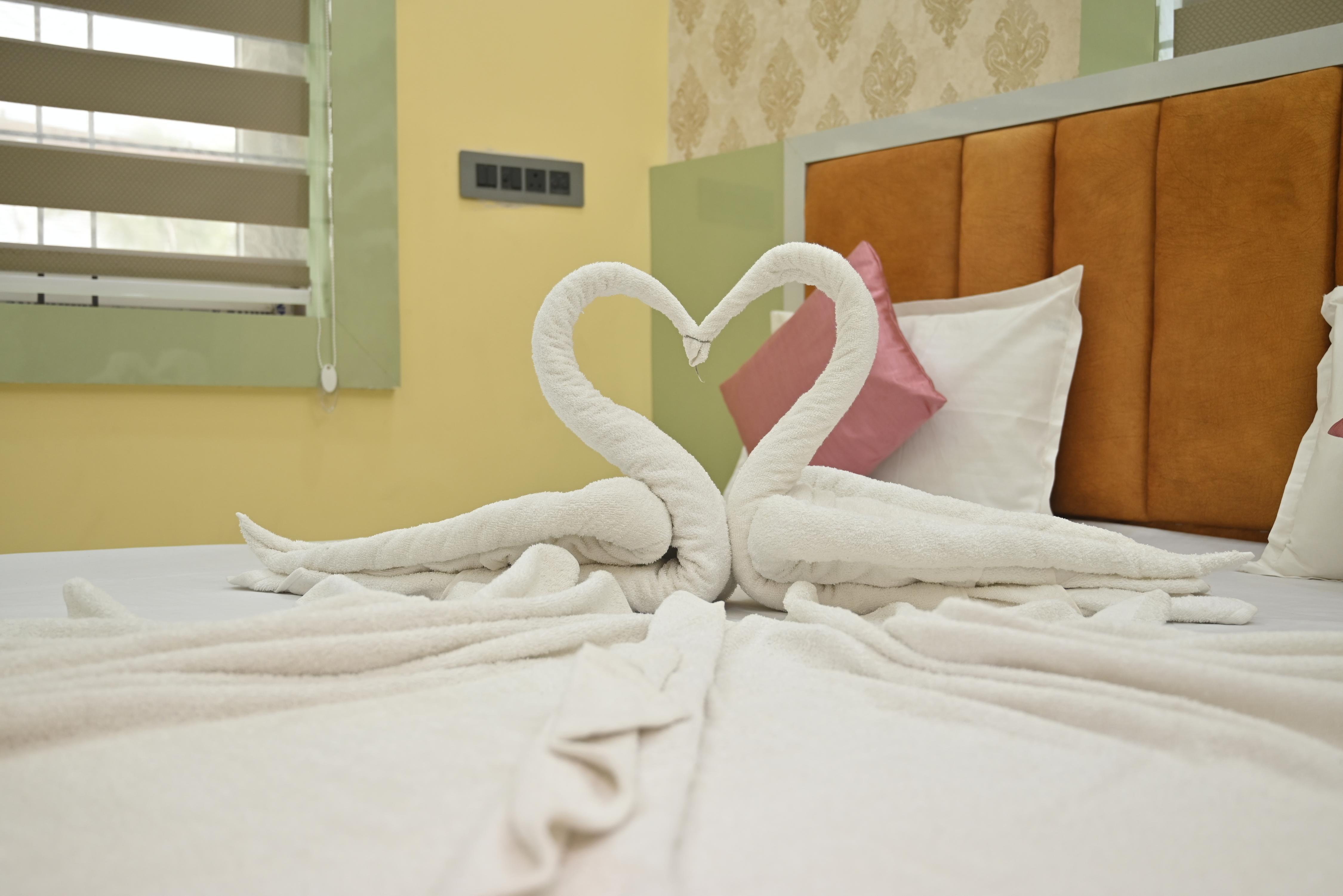 Hotel Deep - Tap to explore photos