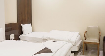 Hotel Ajinkyatara Room Type - Triple Bed AC