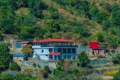 ORGANIC HOME STAY AND FARM