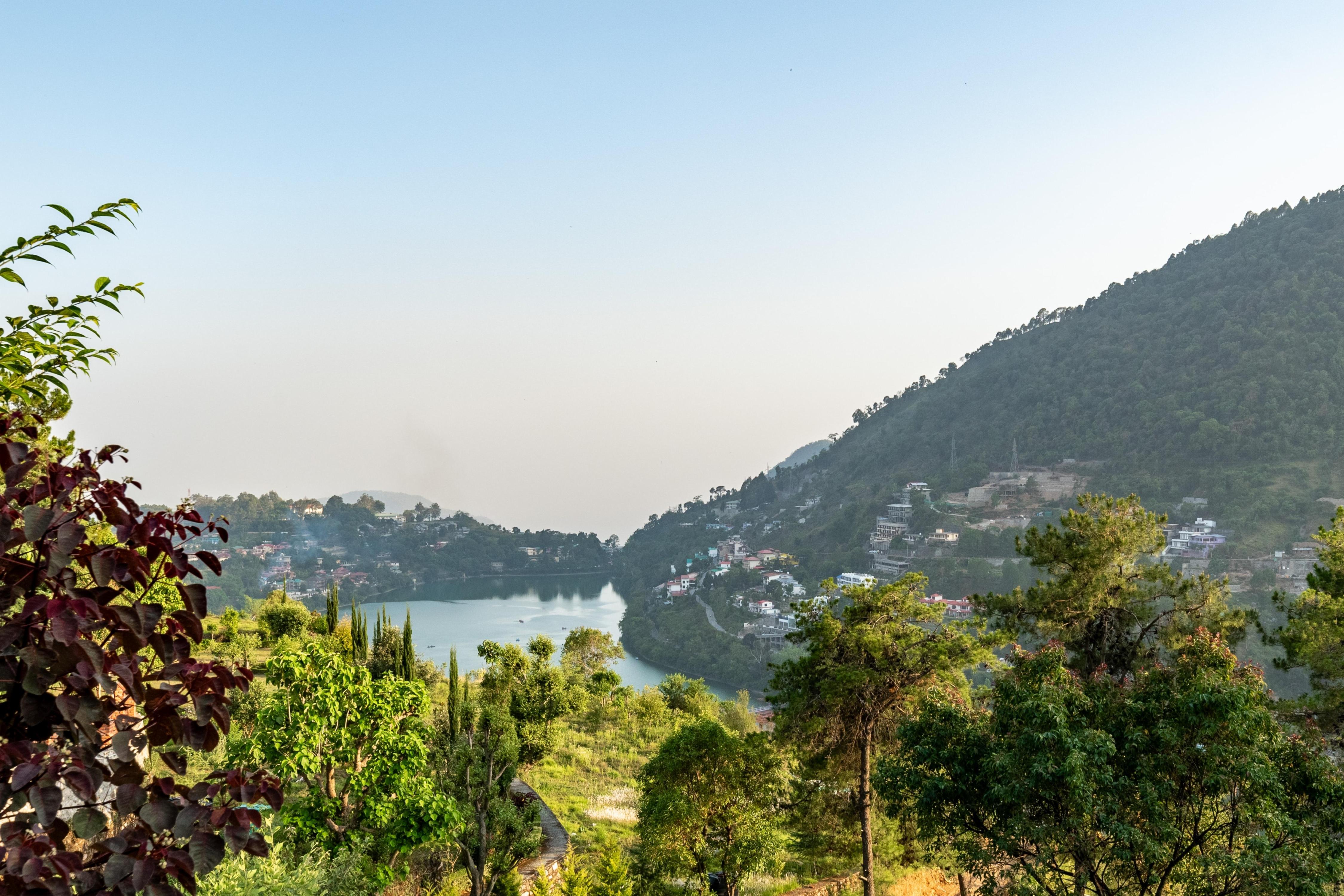 Lake View 3BHK villa with shared pool|Waking Dream by Roam Home