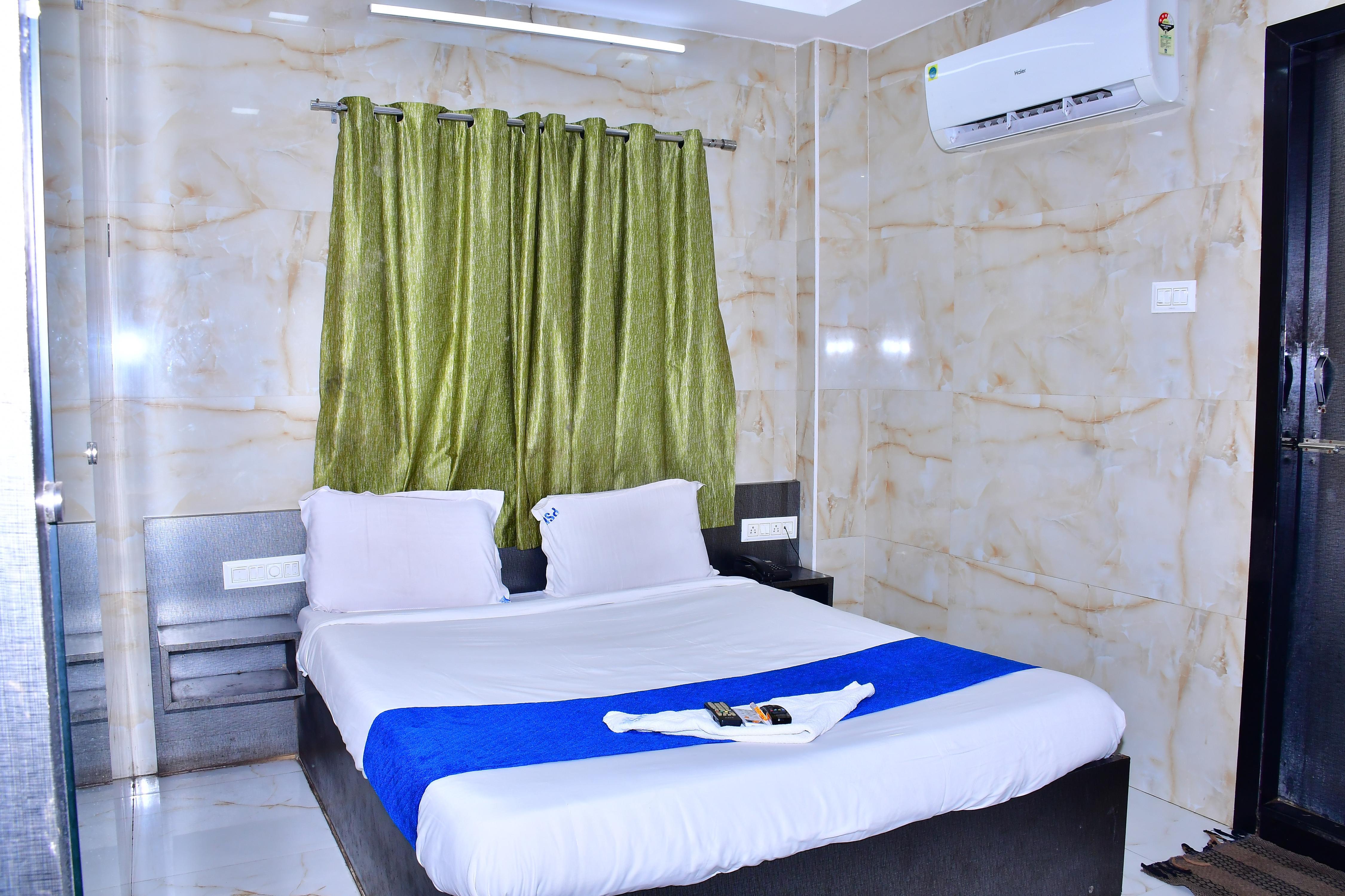 PSK GRAND LUXURY ROOMS