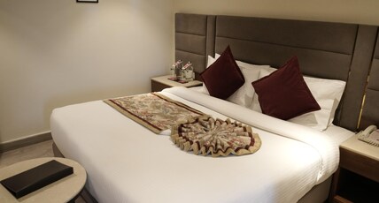 Regenta Hilltop Shimla Room Type - Deluxe Room - Enjoy 1+1 Happy Hours
