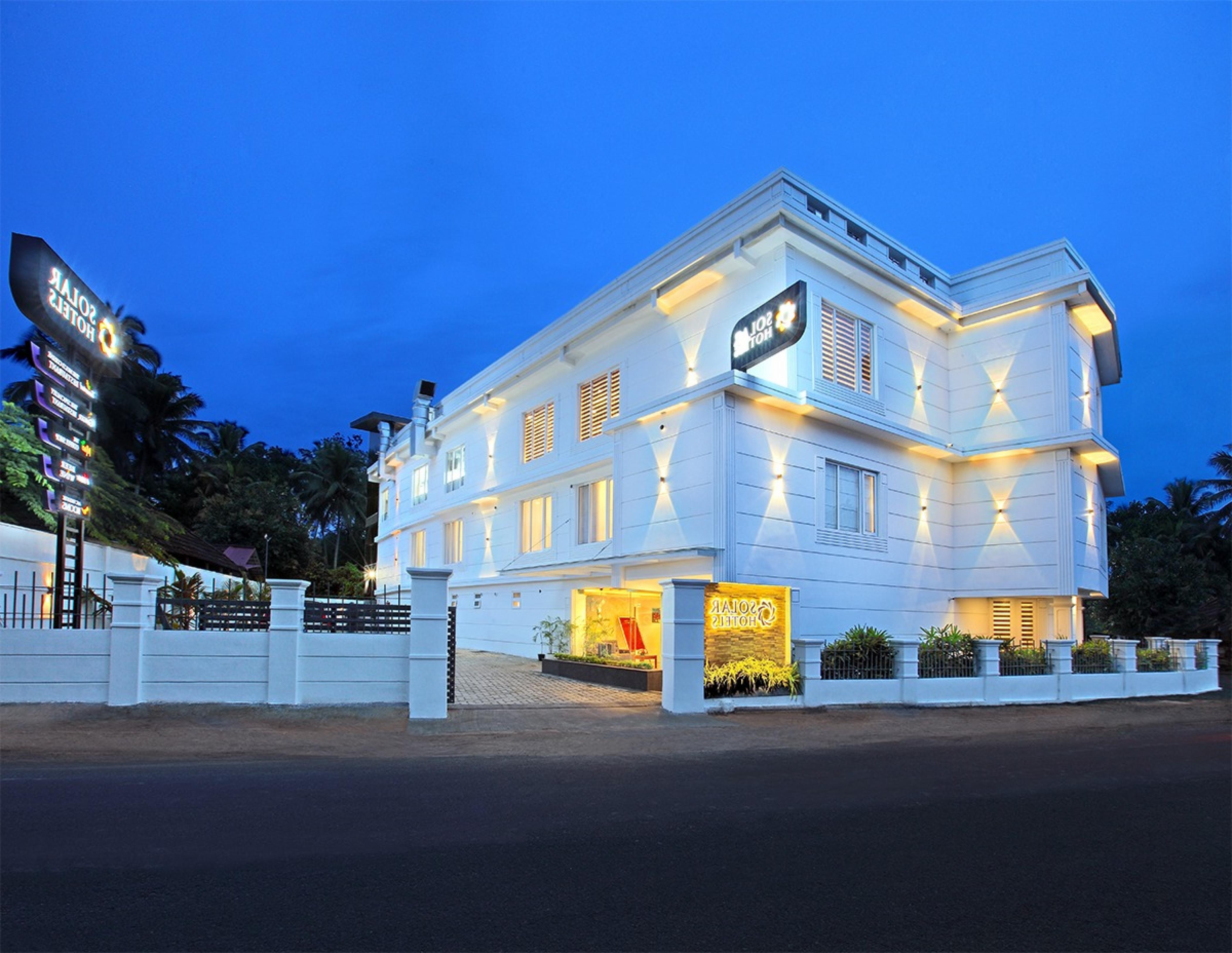 Solar Hotels - Tap to explore photos