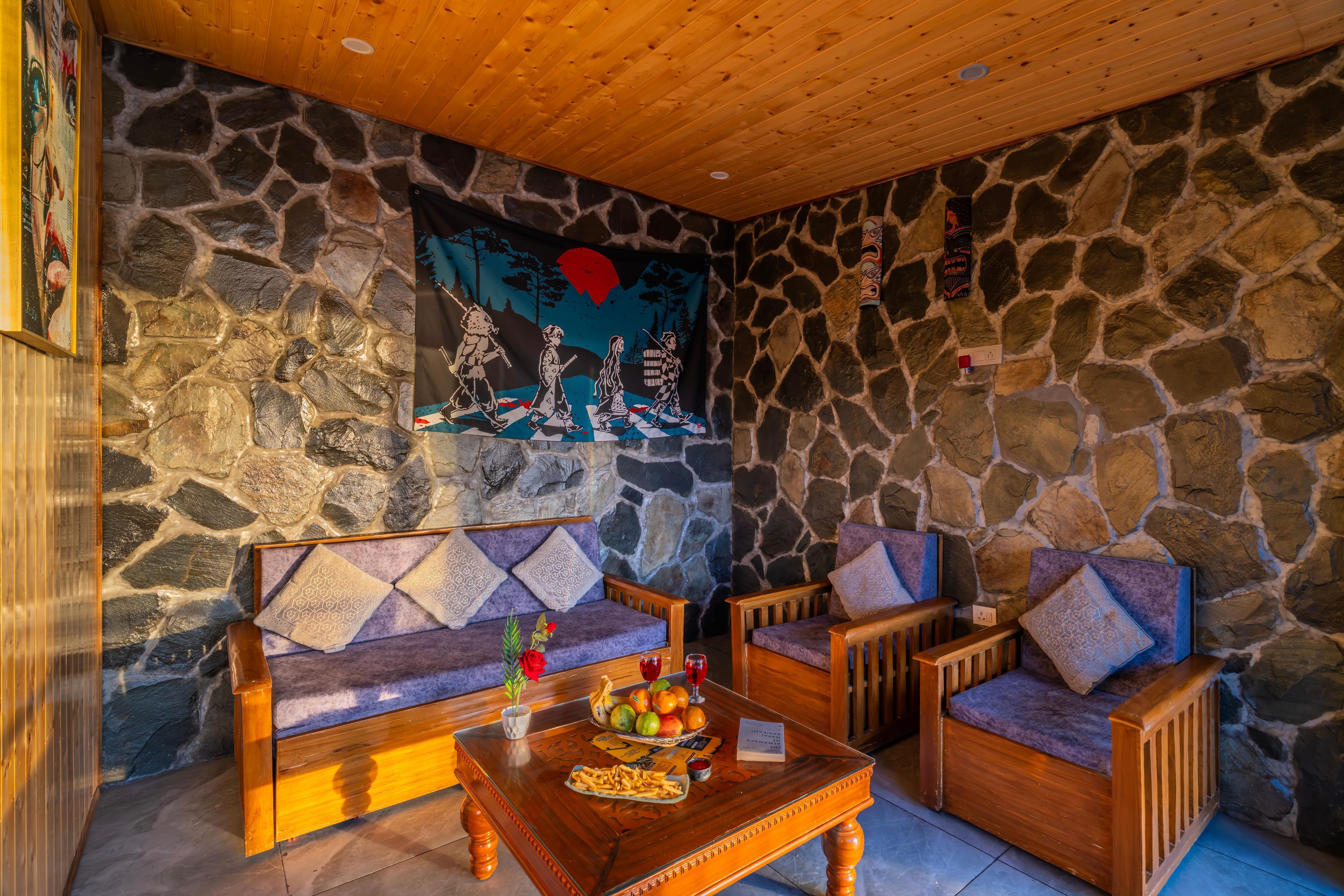 Highlanders cafe and stay - Tap to explore photos