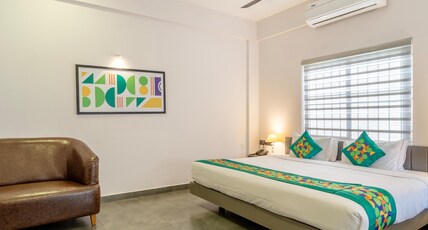 Treebo Grand Vistara Airport Suites, 500m from Cochin International Airport Room Type - Spacious Premium Room