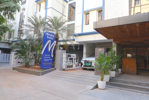 Monday Hotels Hitec City
