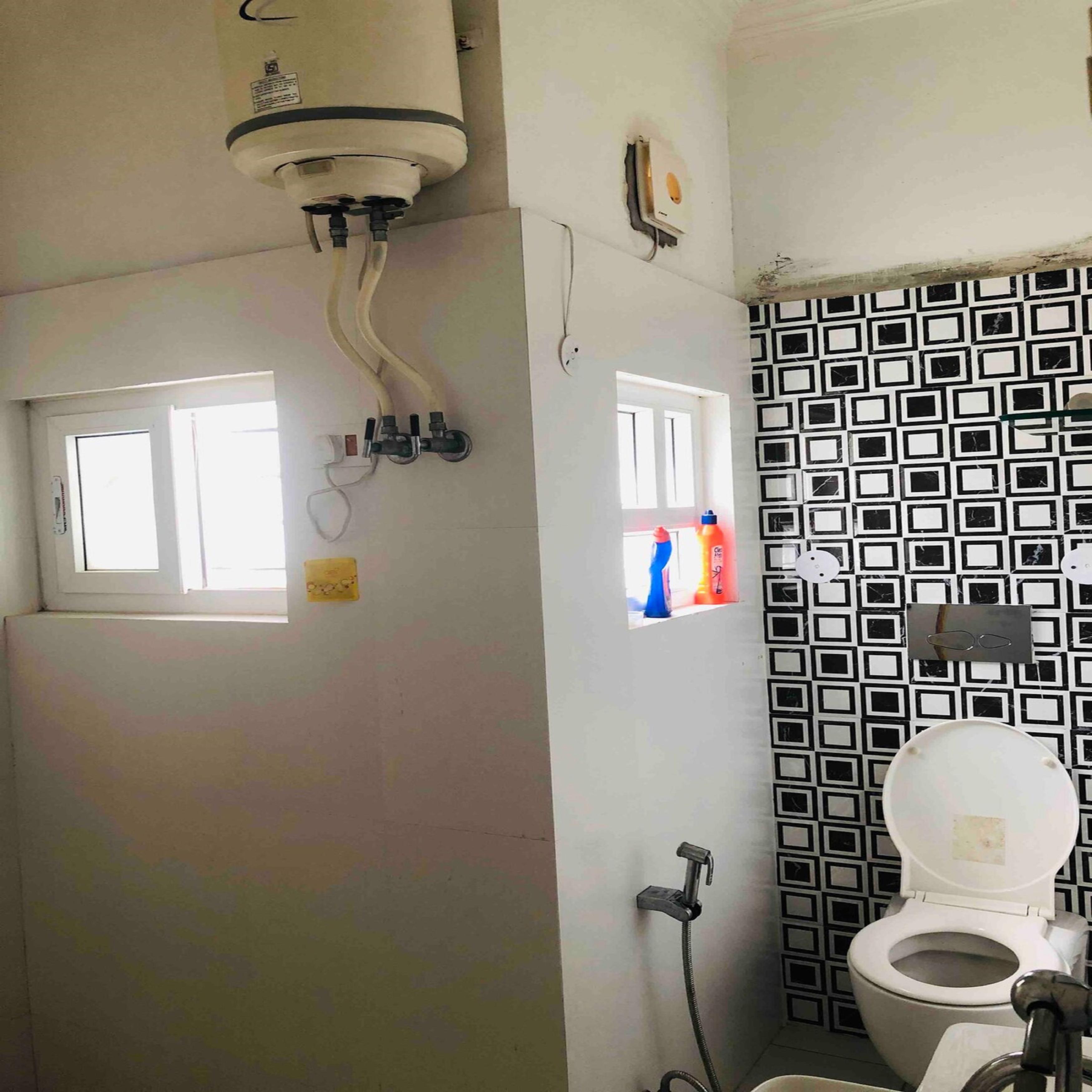The Sun Kissed Getaway - Tap to explore photos