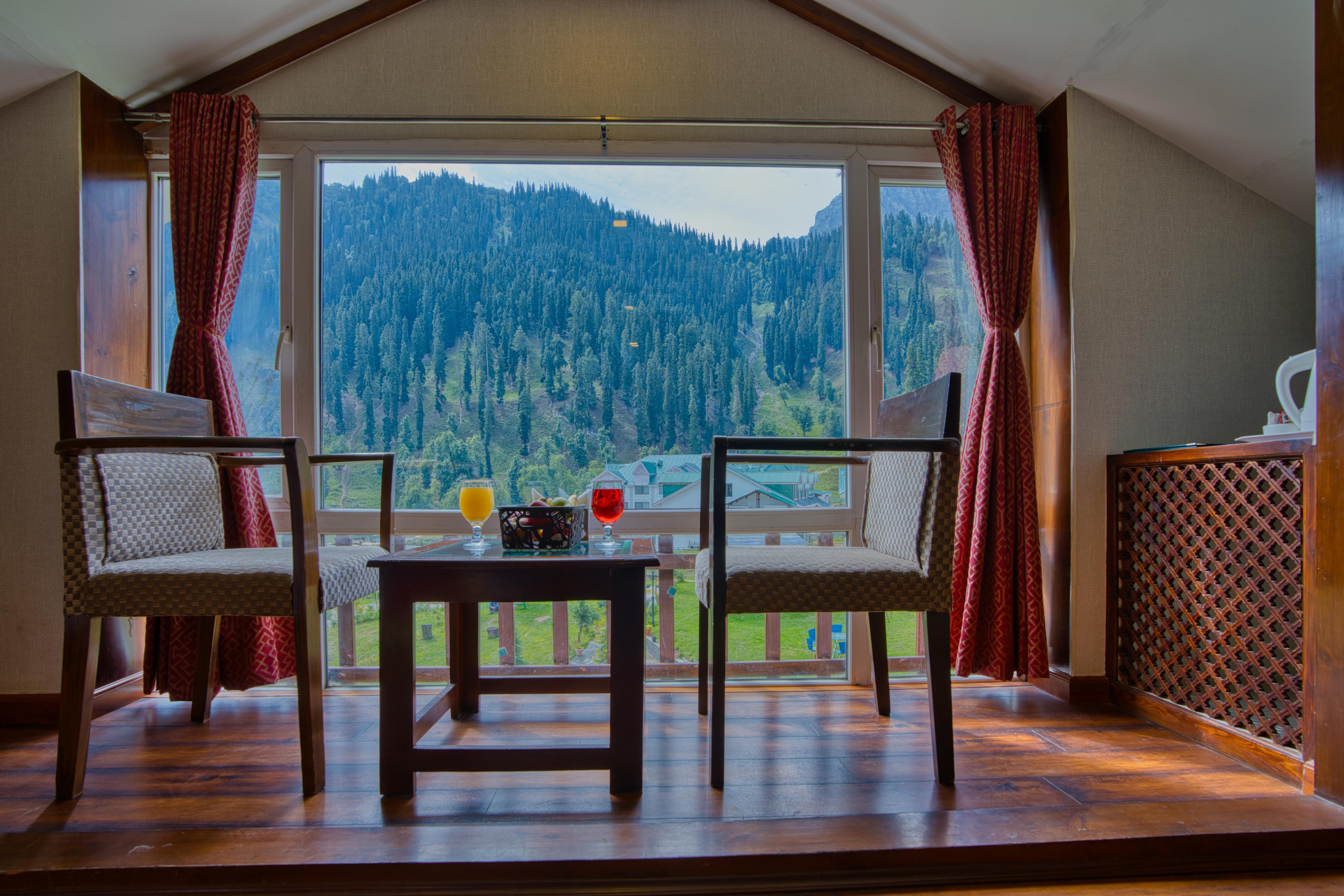 Golden Meadows Hotels & Resorts, Sonmarg - Tap to explore photos