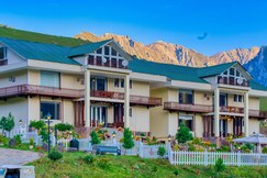 Golden Meadows Hotels & Resorts, Sonmarg
